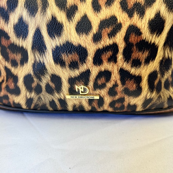 New Directions animal print handbag - Picture 2 of 8